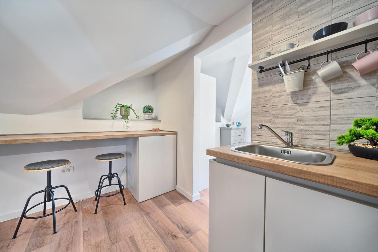 Loft Rooms Split Ngoại thất bức ảnh
